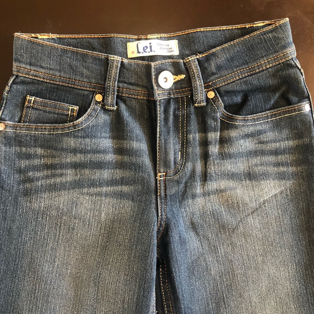 L.E.I. Chelsea Lowrise Boot Jeans